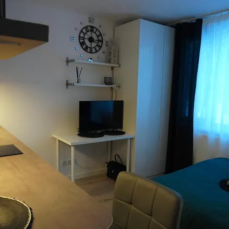 White Park Batorego Mokotow Centrum Wifi Free Smarttv Warsaw